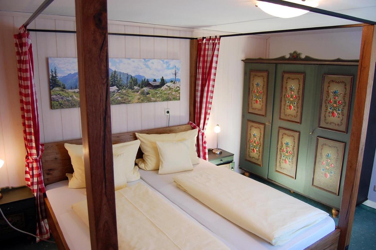רוהפולדינג Hotel - Pension - Heidelberg Inkl. Chiemgaukarte מראה חיצוני תמונה