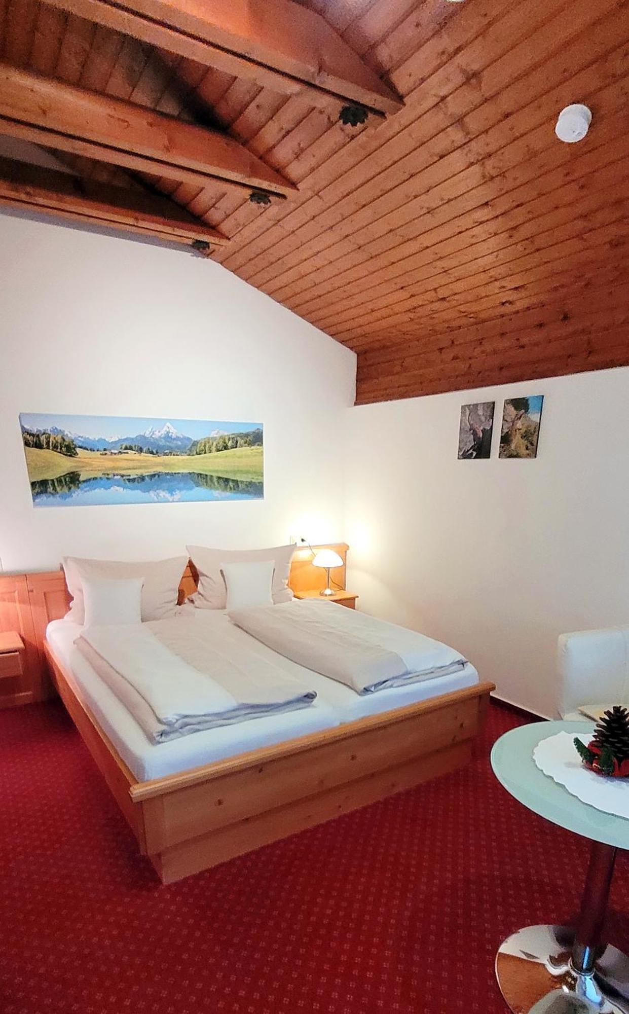 רוהפולדינג Hotel - Pension - Heidelberg Inkl. Chiemgaukarte מראה חיצוני תמונה
